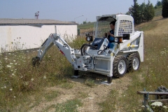 Kompaktný nakladač SL-35